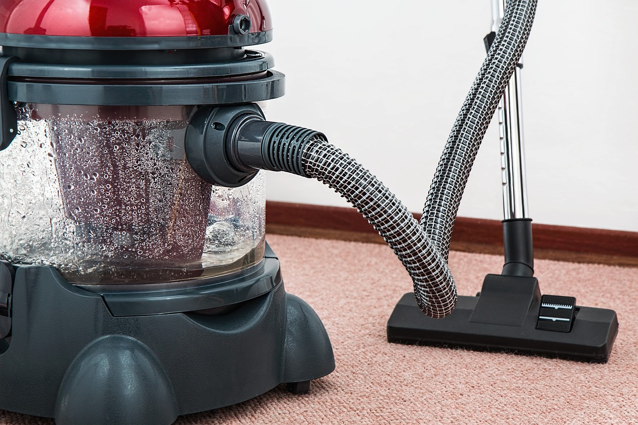 vacuum-cleaner-657719_1280